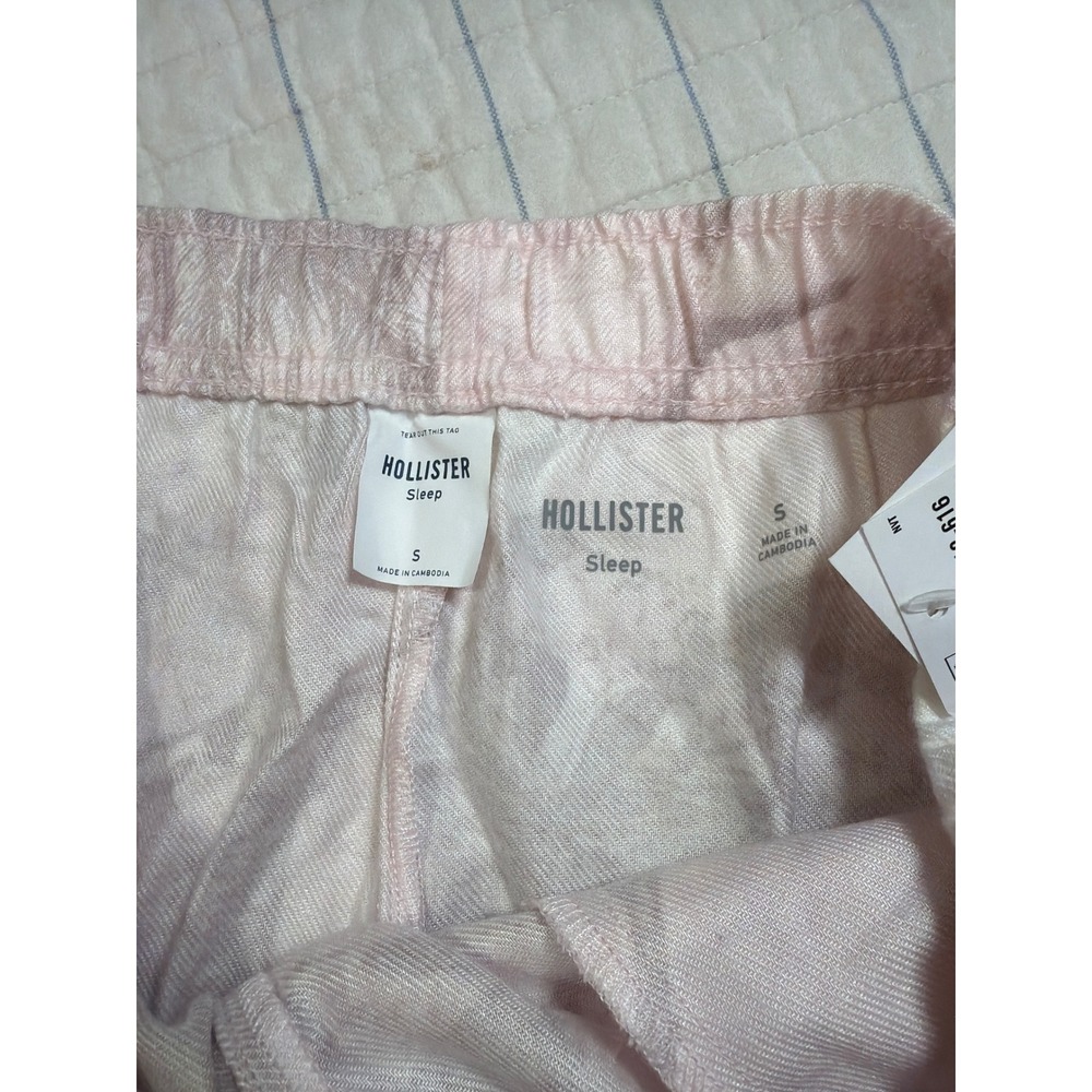 Hollister Sleep Womens Pink Camo Ruffle Hem Pajama Shorts Small NWT - Picture 2 of 7